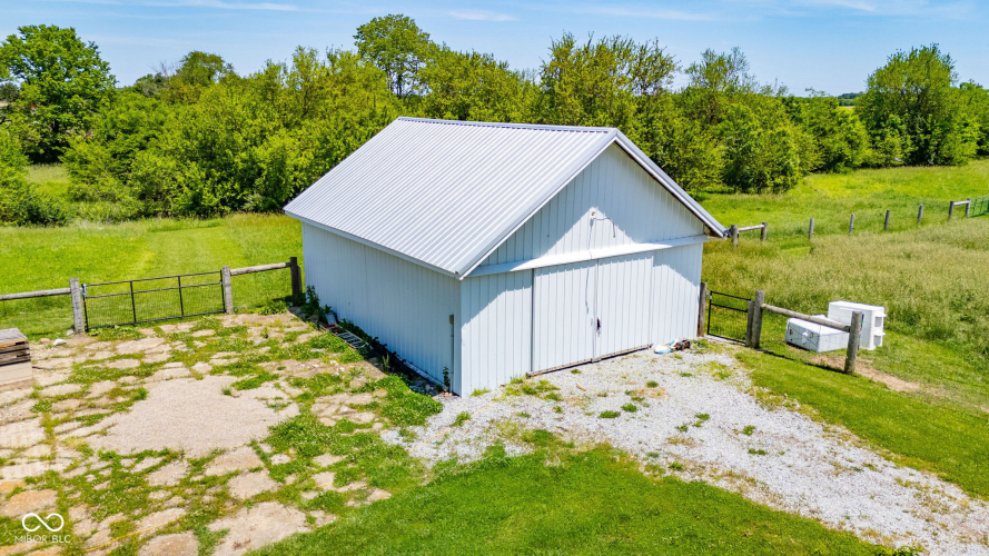 Listing Image 27