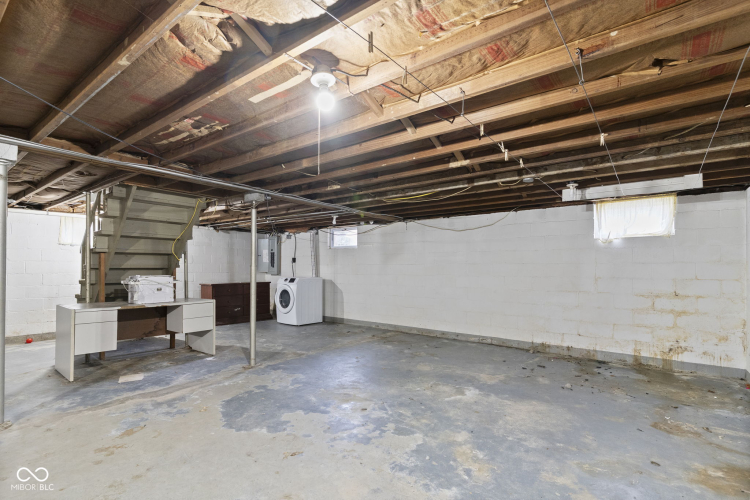 Listing Image 22
