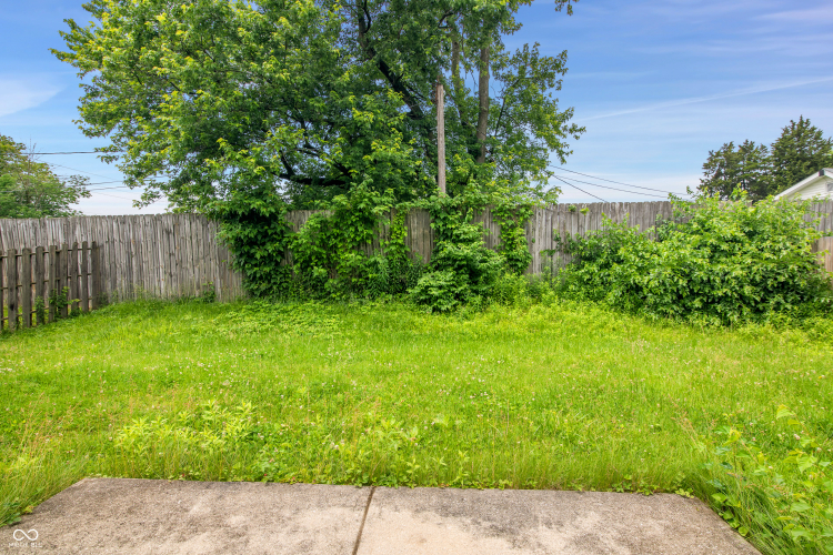 Listing Image 16