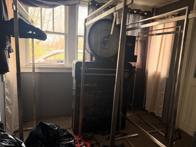 Listing Image 15