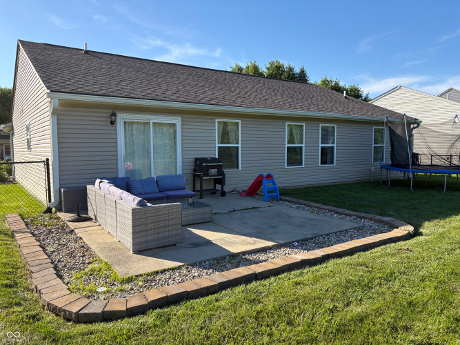 Listing Image 28