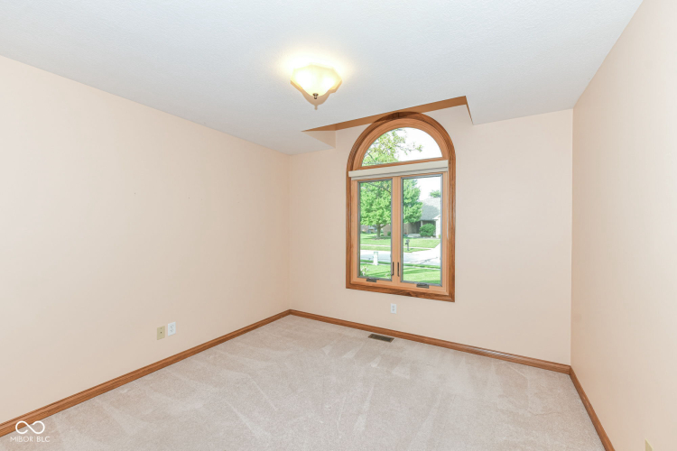 Listing Image 30