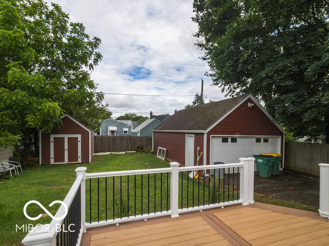 Listing Image 8