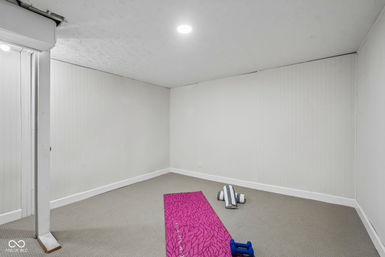 Listing Image 58
