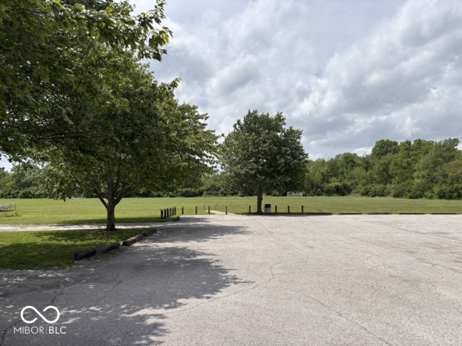 Listing Image 74