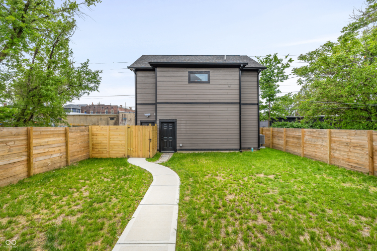Listing Image 29