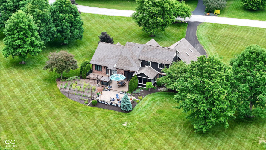 Listing Image 42