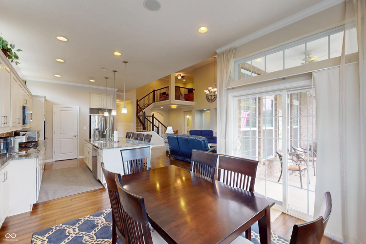 Listing Image 14