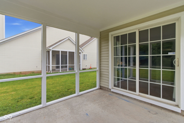 Listing Image 64