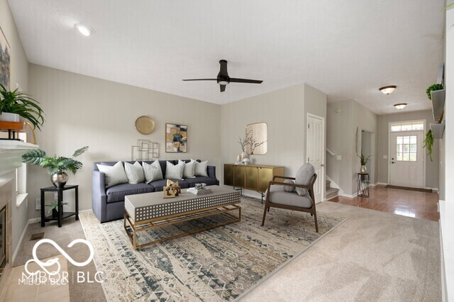 Listing Image 11