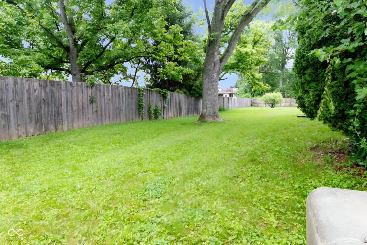 Listing Image 6