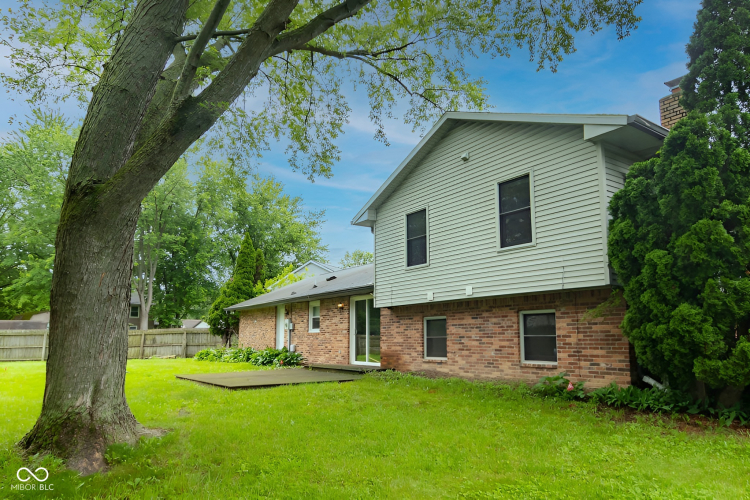 Listing Image 7