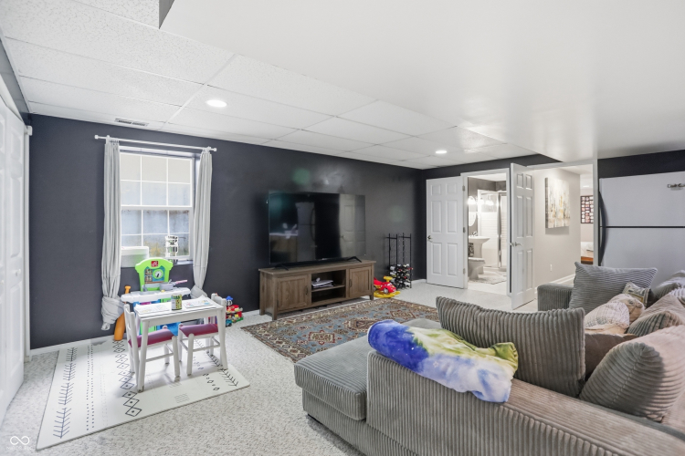 Listing Image 59