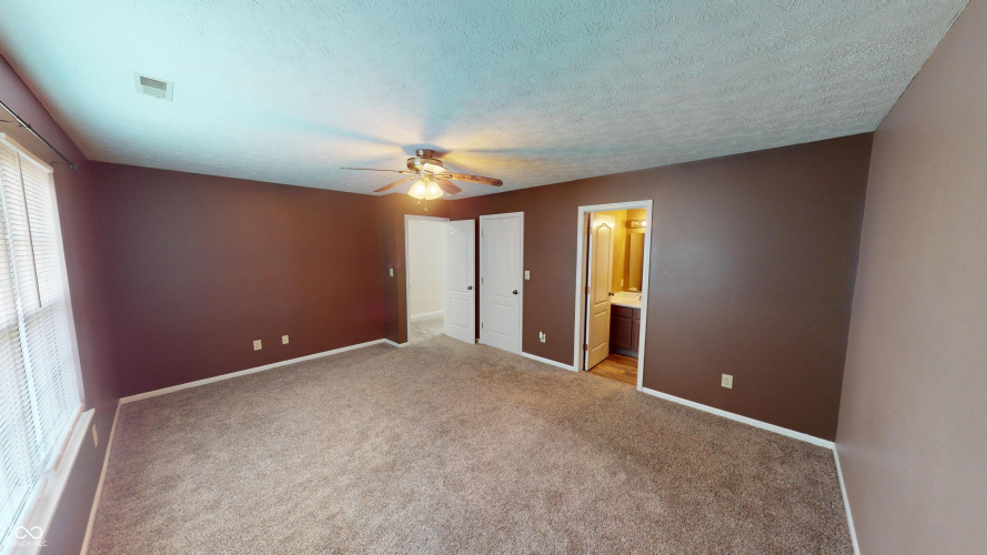 Listing Image 30