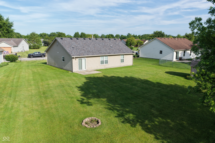 Listing Image 43