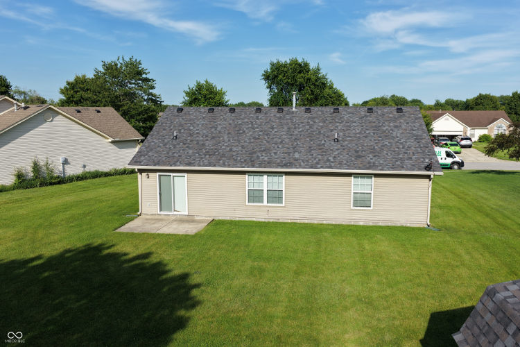 Listing Image 44