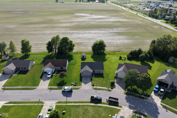 Listing Image 53