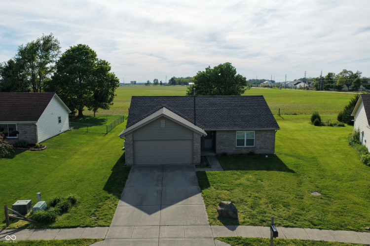 Listing Image 57