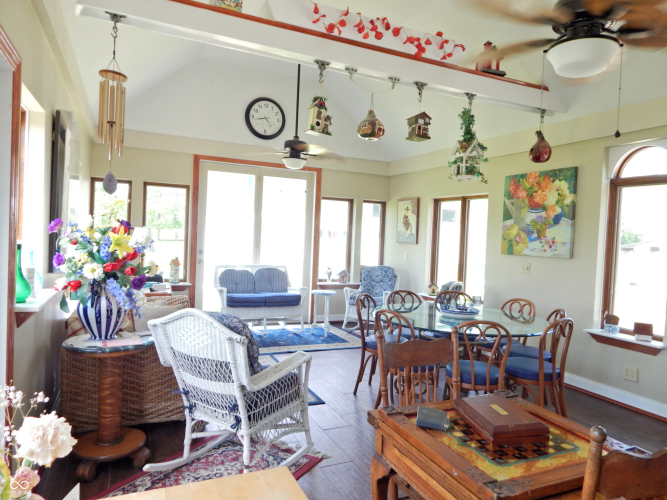 Listing Image 11