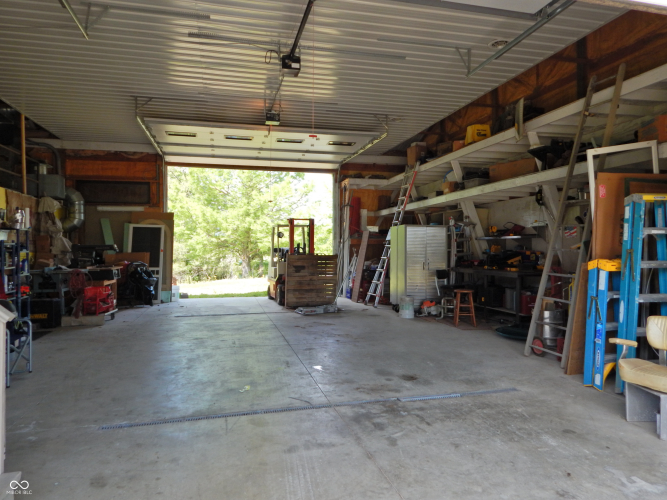 Listing Image 28
