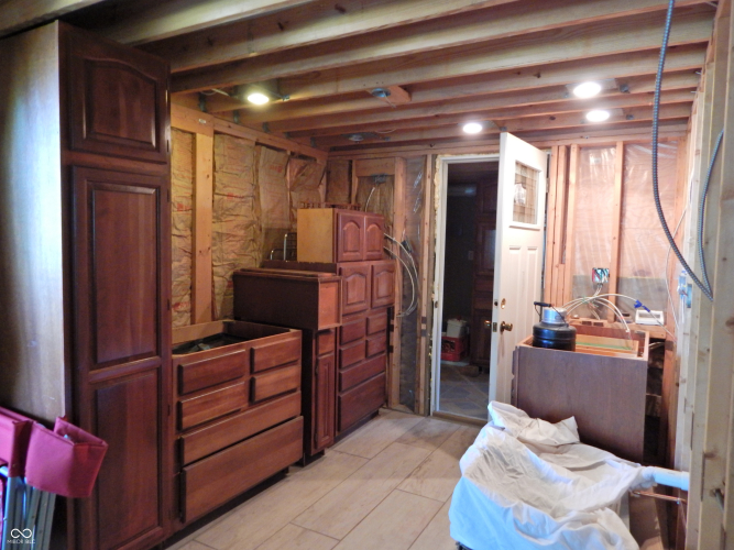 Listing Image 30