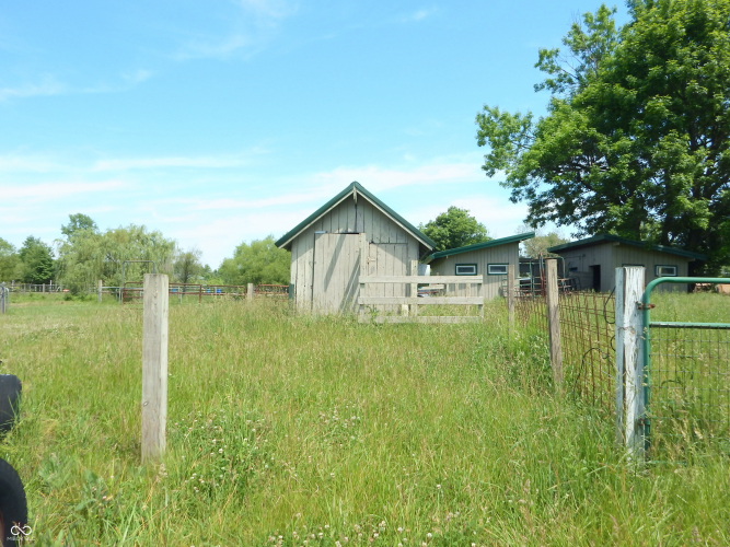 Listing Image 38