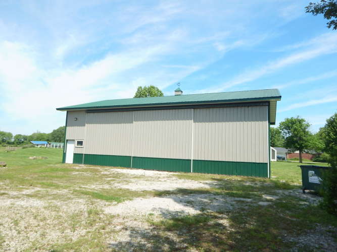 Listing Image 6