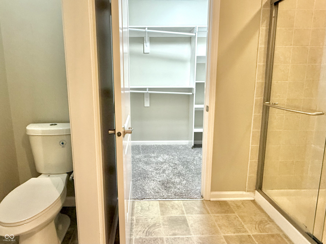 Listing Image 107