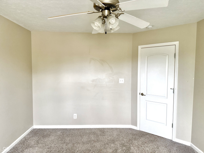 Listing Image 128