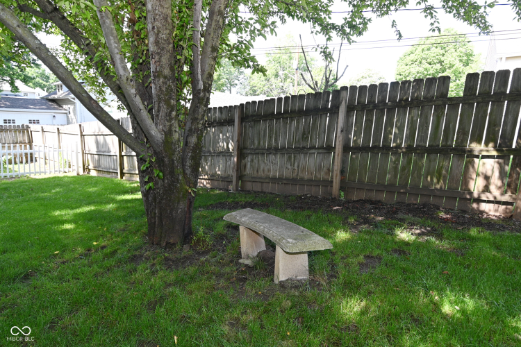 Listing Image 40
