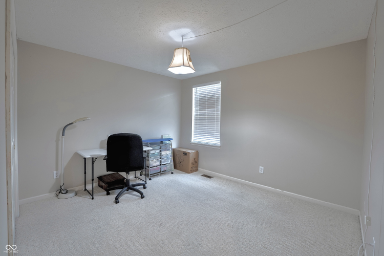 Listing Image 30