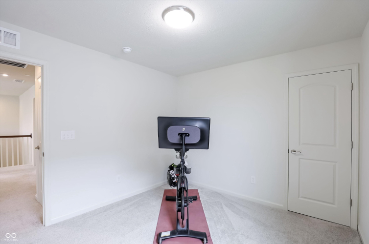 Listing Image 42