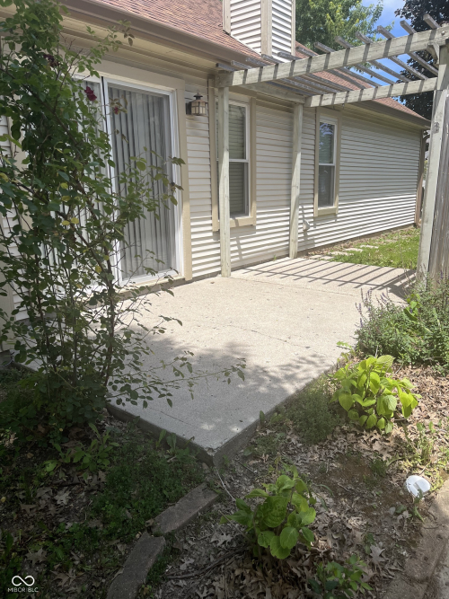 Listing Image 7