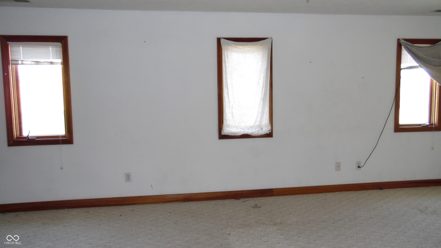 Listing Image 24