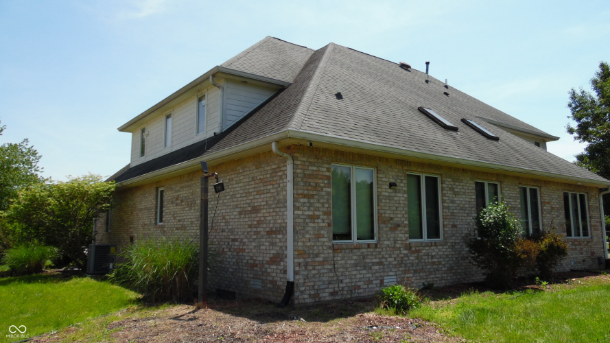 Listing Image 29