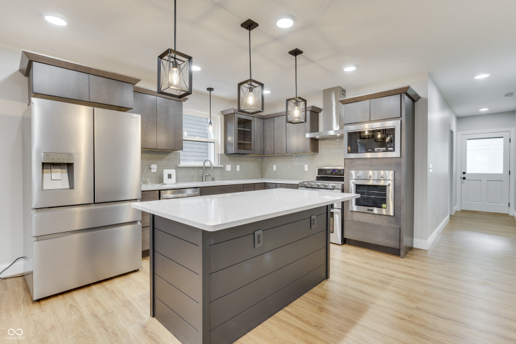 Listing Image 15