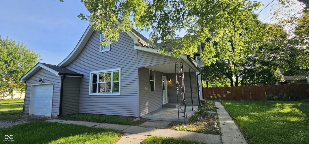 Listing Image 2