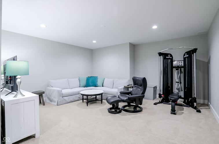 Listing Image 48