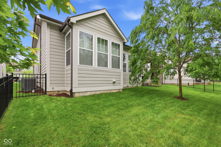 Listing Image 39