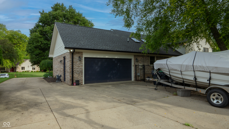 Listing Image 41