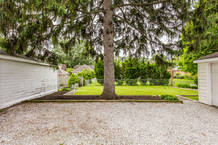 Listing Image 50