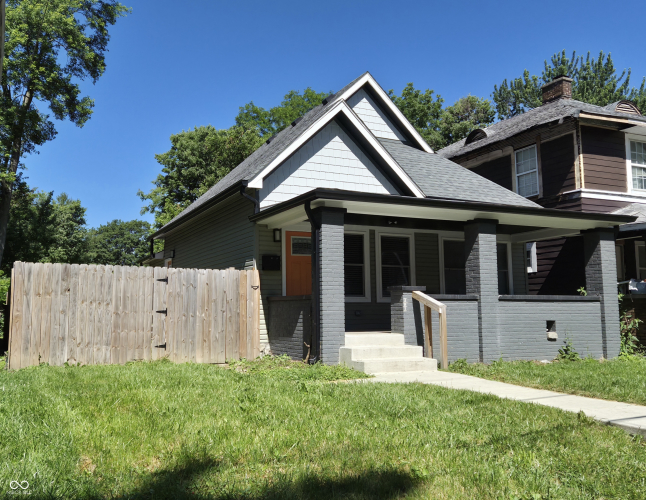 Listing Image 2