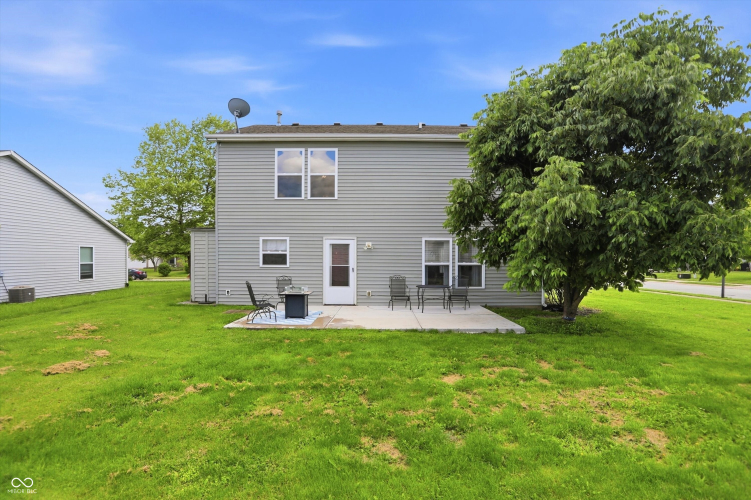 Listing Image 44