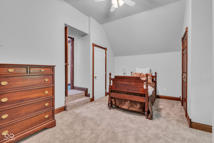 Listing Image 51