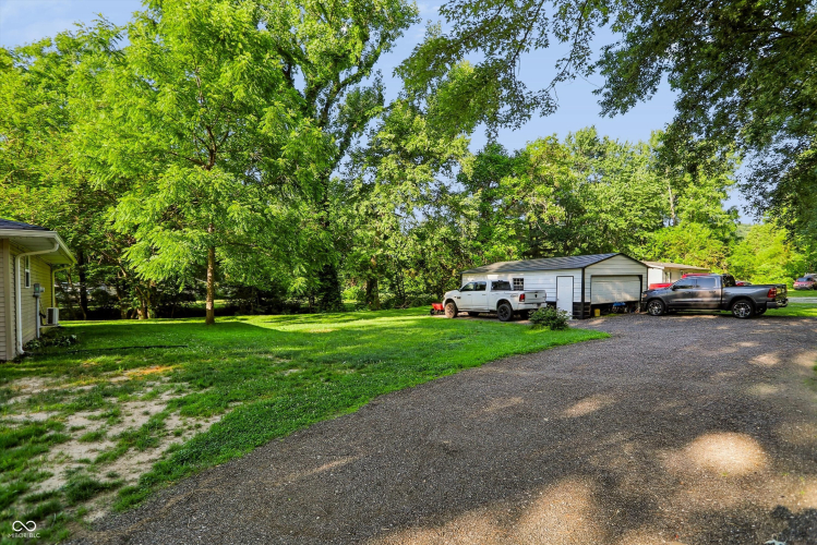 Listing Image 41