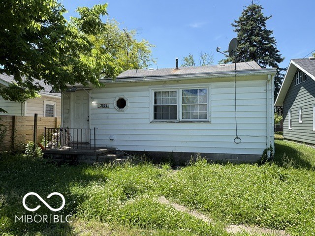 Listing Image 5