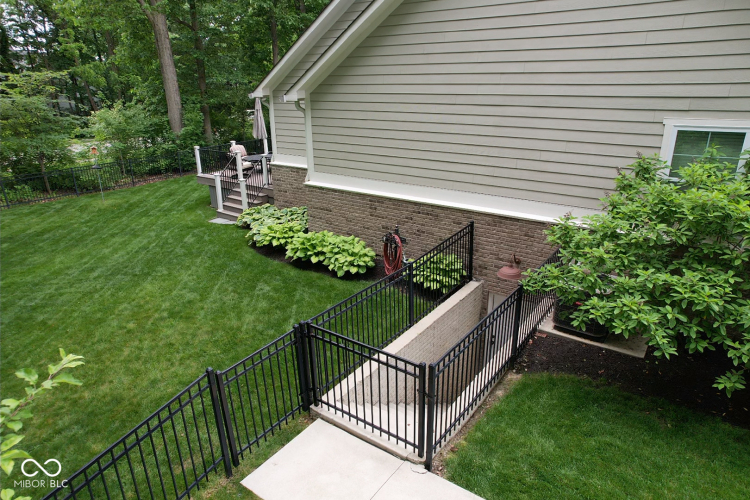 Listing Image 57