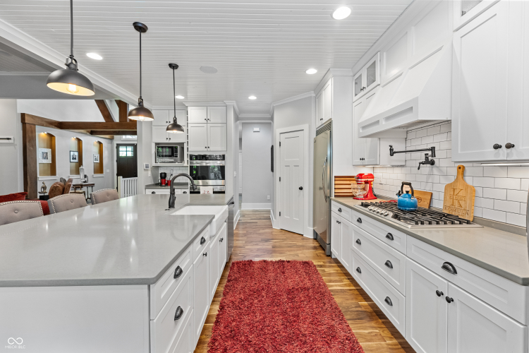 Listing Image 9