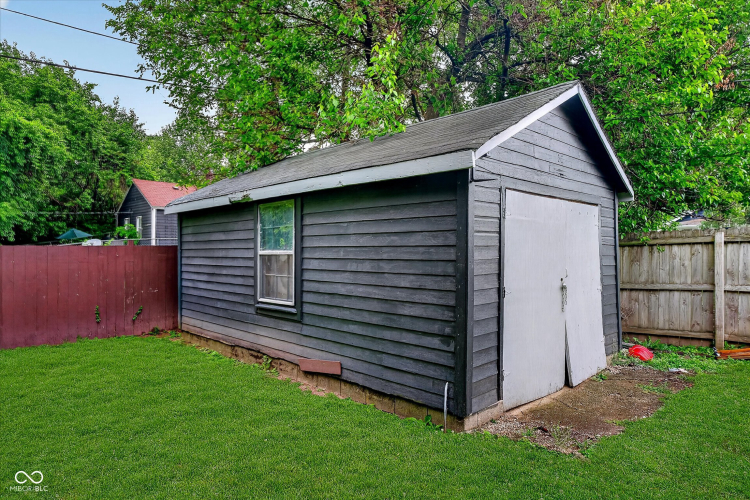 Listing Image 36