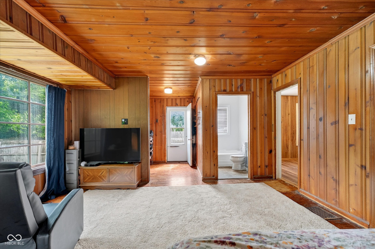 Listing Image 47